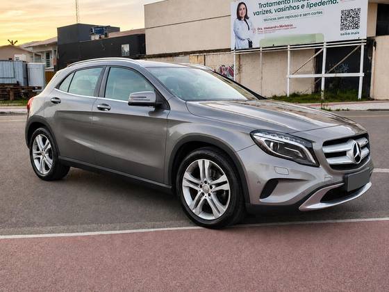 MERCEDES-BENZ GLA 250 2.0 16V TURBO GASOLINA VISION 4P AUTOMÁTICO